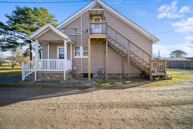 Building Photo - 1270 Old Buckroe Rd