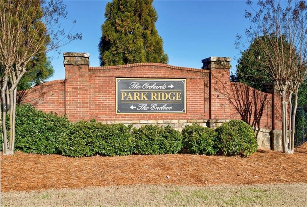 Primary Photo - 3352 Lindenridge Cir