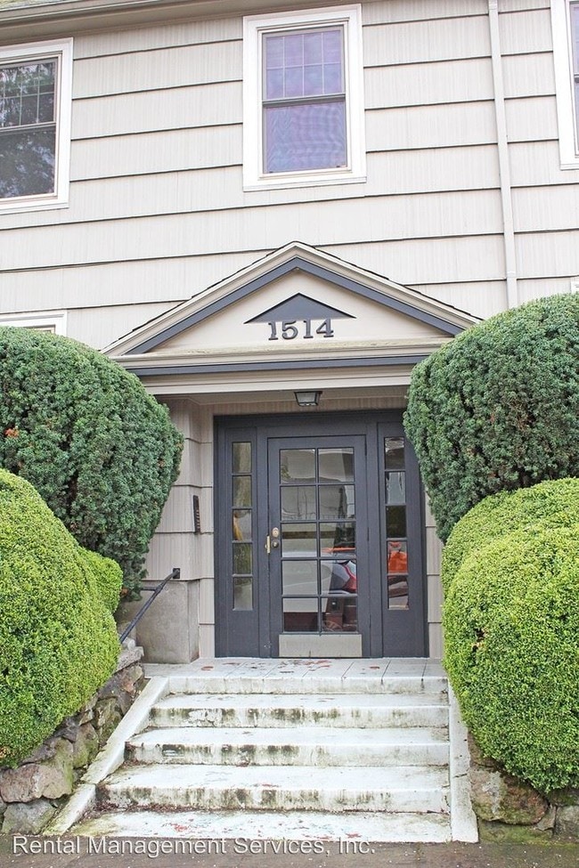 Building Photo - 1514 SE Bybee Blvd