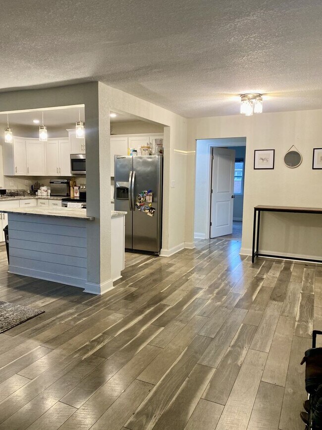 Foto del edificio - Azalea Acres