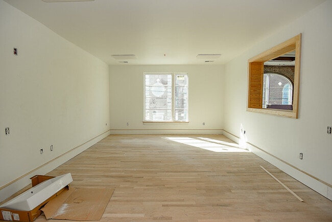 Foto del edificio - 2000 Reynolds Ave