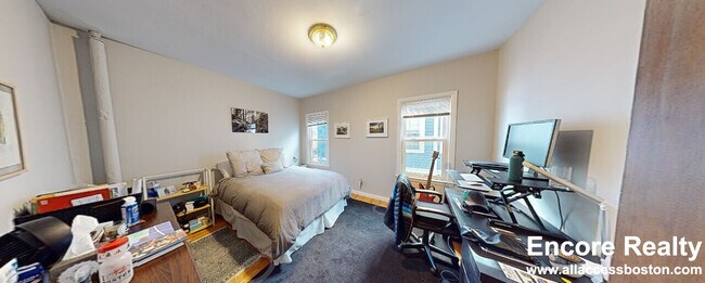 Building Photo - 23 Tufts St