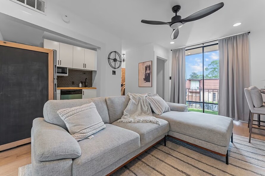 Foto principal - 3401 Timmons Ln