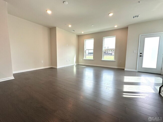 Building Photo - 202 Lyla Ln