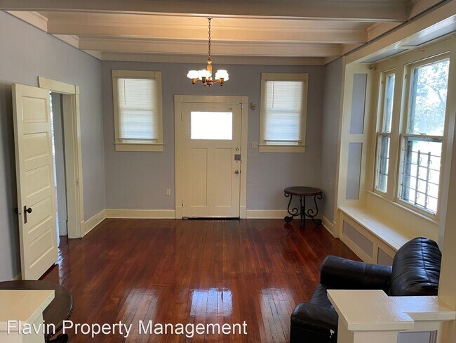 Building Photo - 4 br, 2 bath House - 801 East Blvd.