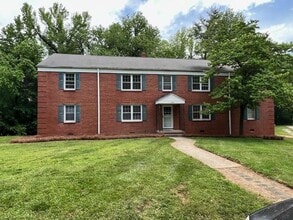 Building Photo - 1208 Whilden Pl