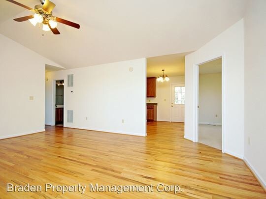 Foto principal - 775 Greene Acres Rd N