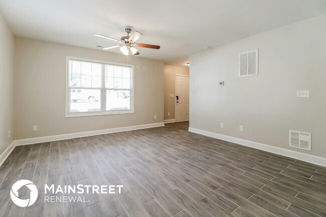 Foto del edificio - 1852 Mayridge Ln