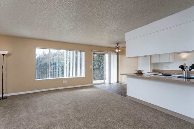 Greenbriar Village | Living Room - Greenbriar Village