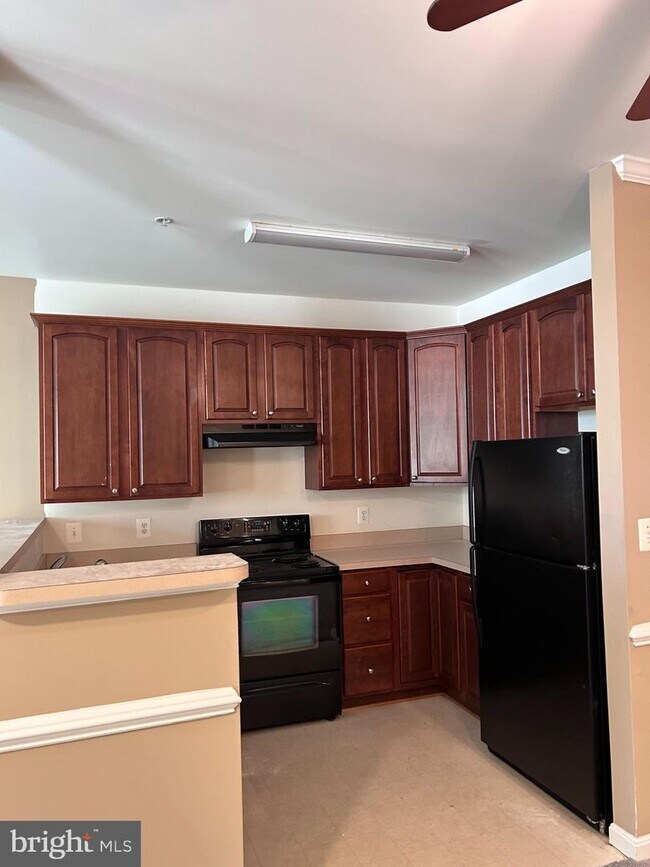 Foto del edificio - 2805 Forest Run Dr