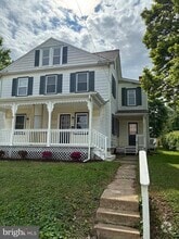 Building Photo - 134 N 3rd St