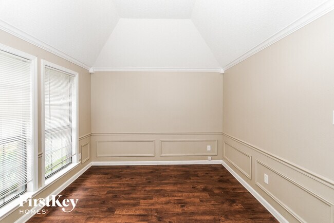 Foto del edificio - 3456 Sunswept Dr