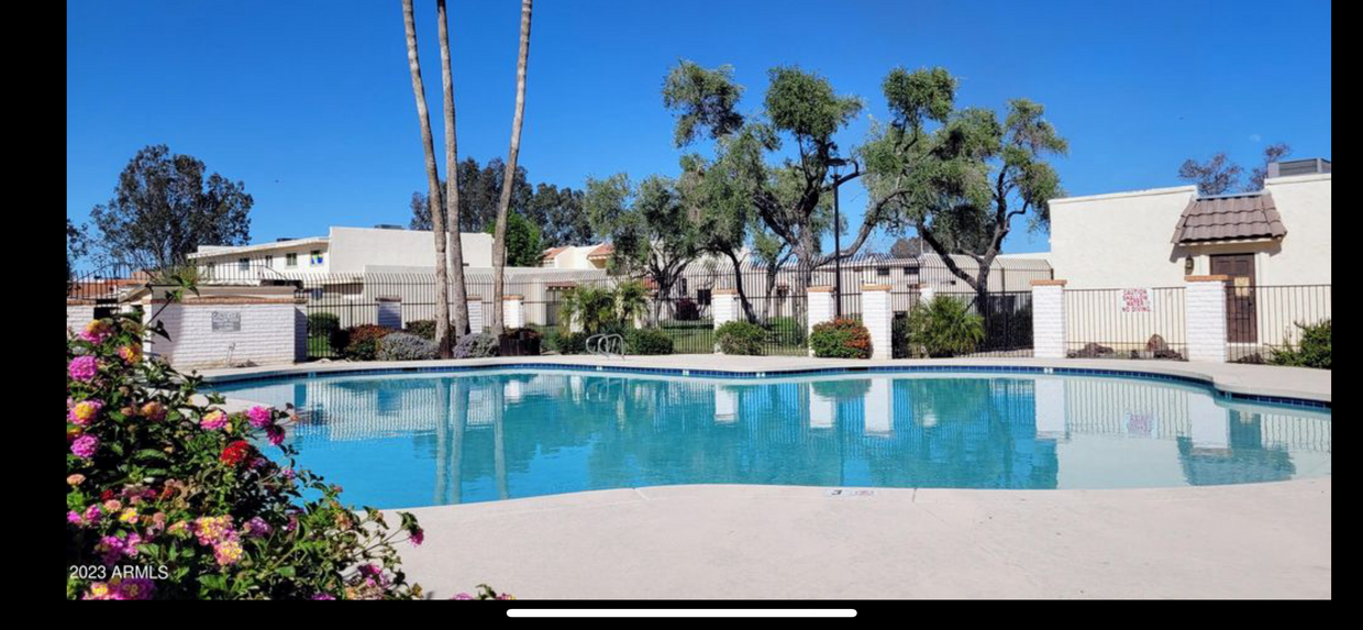 Foto principal - 4341 W Solano Dr N