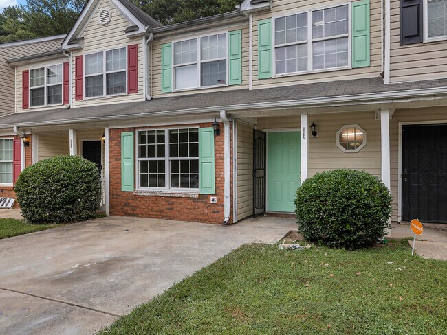 Foto del edificio - 1465 Maple Valley Ct