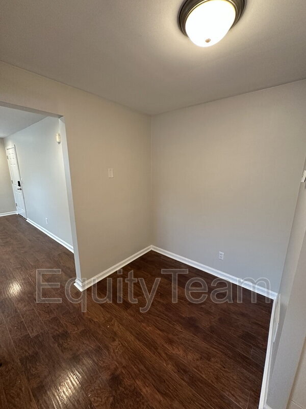 Photo - 3918 E Gatewood Ln Apartment