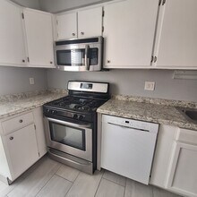 Building Photo - 3535 Rebecca Ln