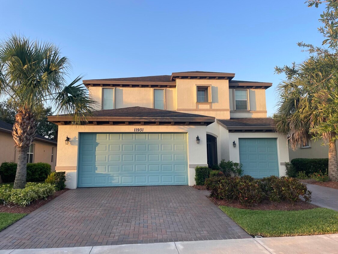 11931 SW Crestwood Cir, Port Saint Lucie, FL 34987 House Rental in