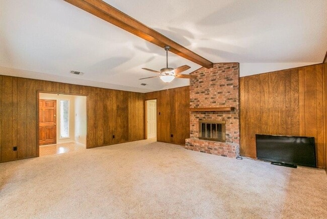 Foto del edificio - 3 BEDROOM, NORTH BELTON