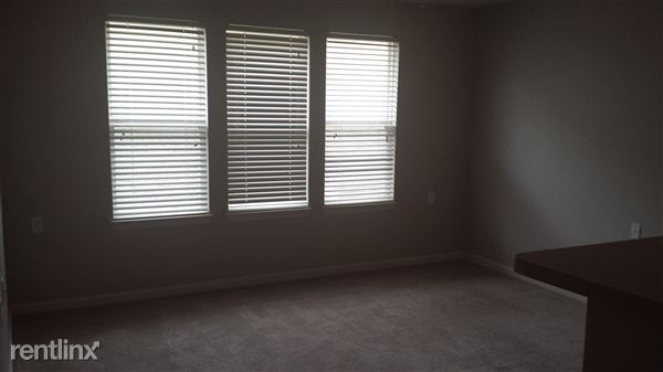 Foto del edificio - 8600 Cameron St
