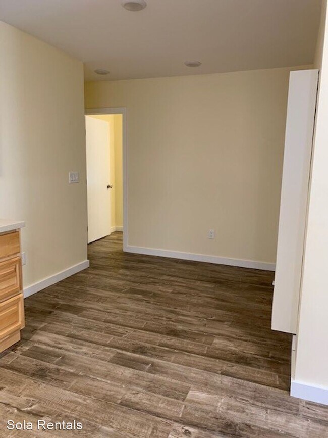 Foto del edificio - 725 E Artesia Blvd