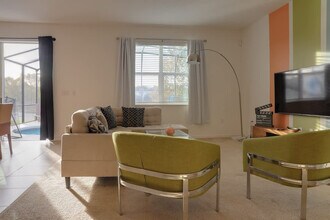 Building Photo - 230 Ballo Dr