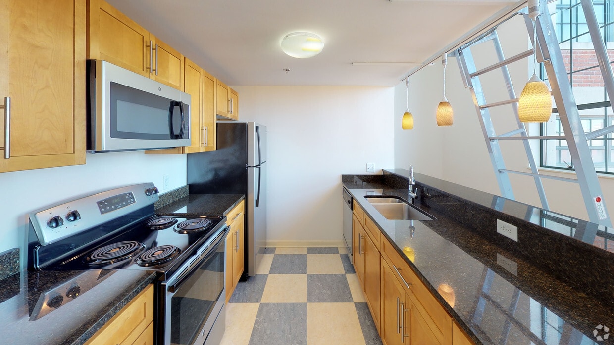 Photo - Colt Gateway Apartments