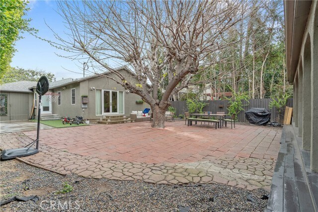 Foto del edificio - 3755 Tilden Ave