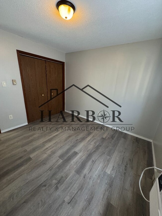 Building Photo - 1 Bedroom 1 Bath - New Avon - SPECIAL: App...