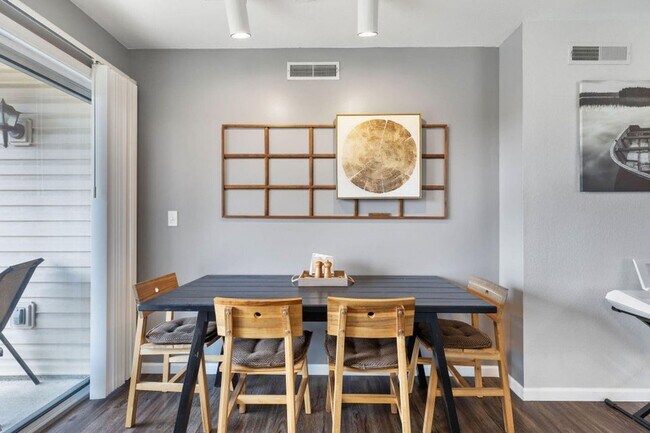 Foto del edificio - Beautifully Furnished with Modern Furnishings 2 bedroom 2 bath condo/apartment Branson, MO