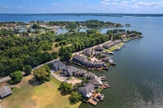 Building Photo - 356 Old Aqua Landing W