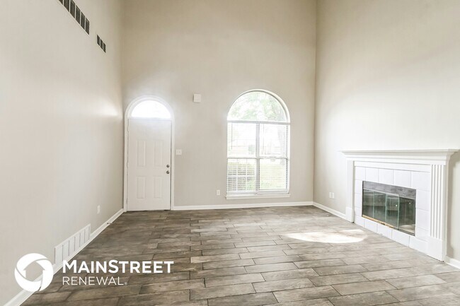 Foto del edificio - 5535 Liberty Ridge Cove