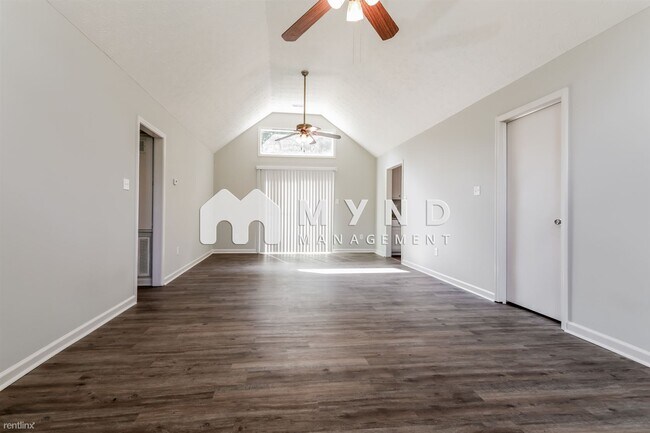 Building Photo - 3 br, 2 bath House - 65 Mountain View Cir