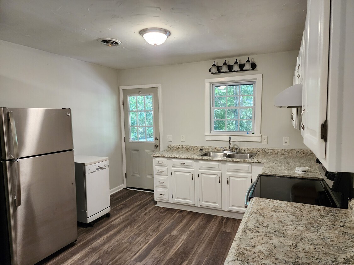 7172 Brush Creek Rd Unit A, Fairview, TN 37062 Apartments in Fairview