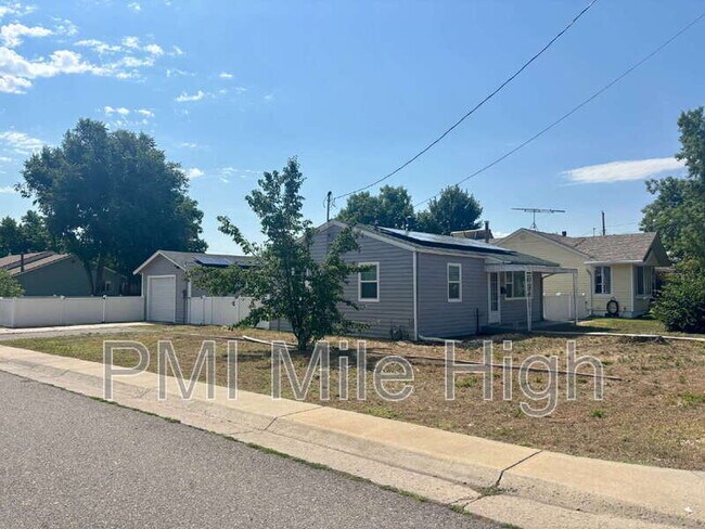 Building Photo - 98 N 12th Ave