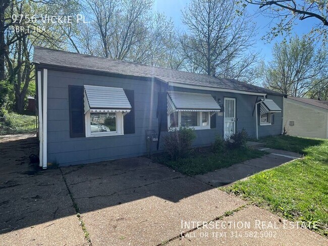 Foto del edificio - 9756 Vickie Pl