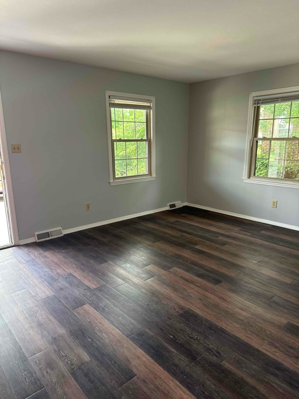 Building Photo - 1310 Queens Rd