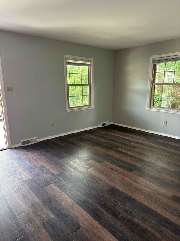 Foto del edificio - 1310 Queens Rd