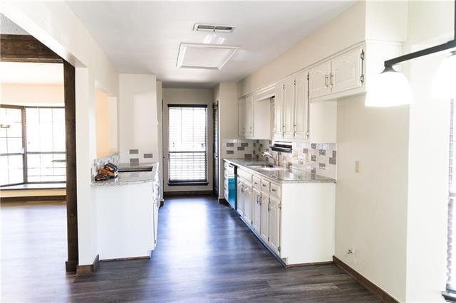 Foto del edificio - 1209 Olmos Creek Pl