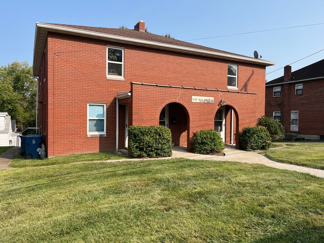 Primary Photo - Spacious one bedroom apartment in Alton