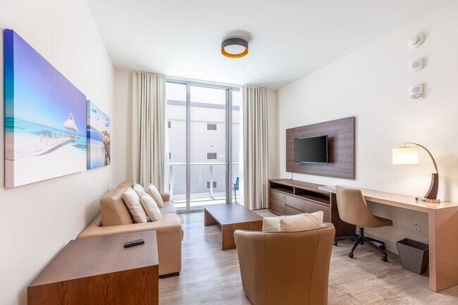 Foto del edificio - 777 N Ocean Dr