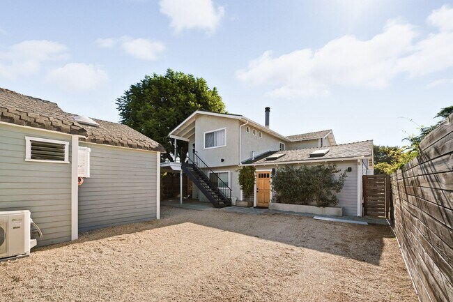 Foto del edificio - 611 W Mission St