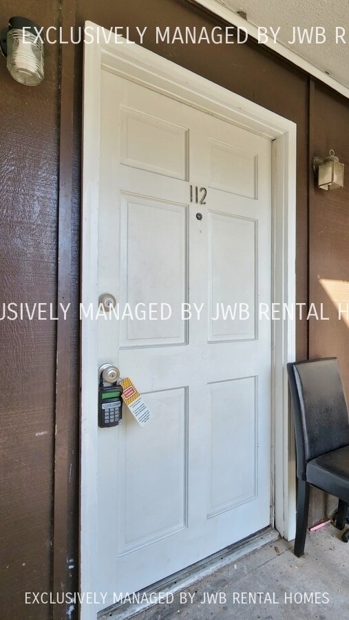 Foto del edificio - 7201 Arlington Expy