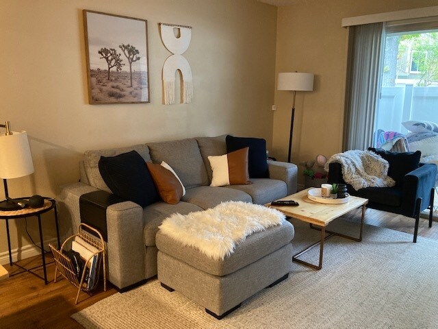 Foto del edificio - 58 Birchwood Ln