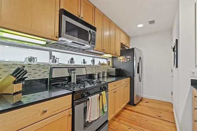 Foto del edificio - 2809 Crawford St