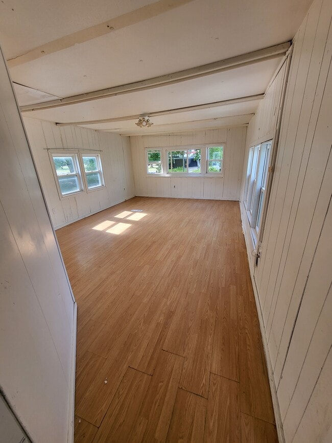 Building Photo - 5019 Boardman Rd