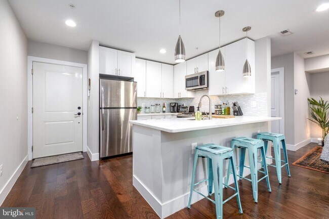 Foto del edificio - 528 Kennedy St NW