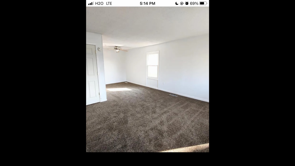 Building Photo - 399 Cedarwood Ct