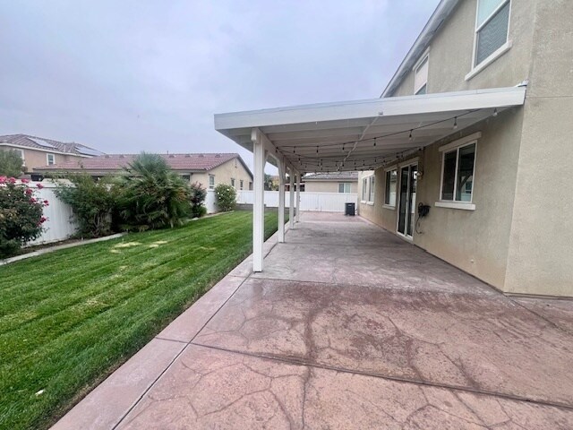 Foto del edificio - 44902 Dusty Rd