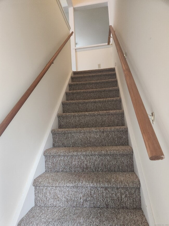 Foto del edificio - 96 Portland Ave