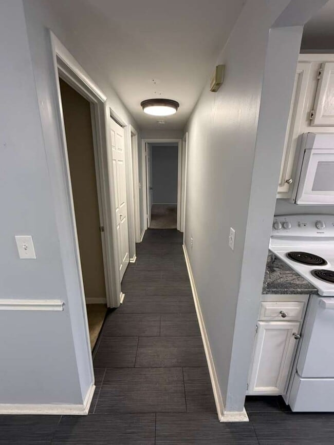 Building Photo - 13200 Chalet Pl